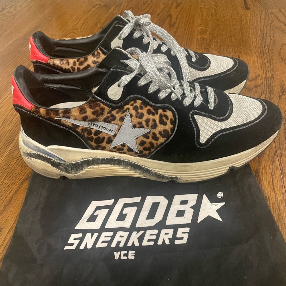 SOLD ‼️ Golden Goose super star running sole sneaker.